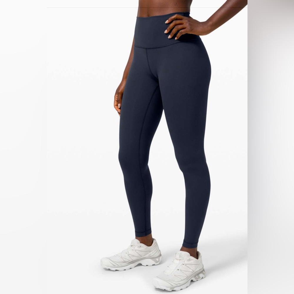 Lululemon Wunder Under Leggings Size 8 Navy Blue